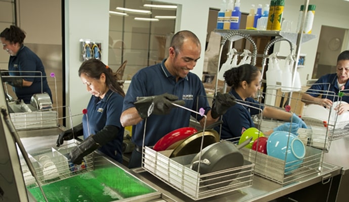 Professional Dalworth restoring team restoring content