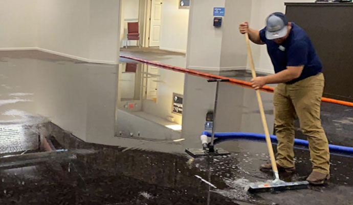 Water Damage in Office Buildings in Dallas-Fort Worth Water Damage in office building