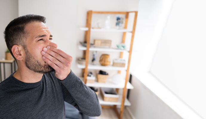 Person sensing bad odor Person sensing bad odor